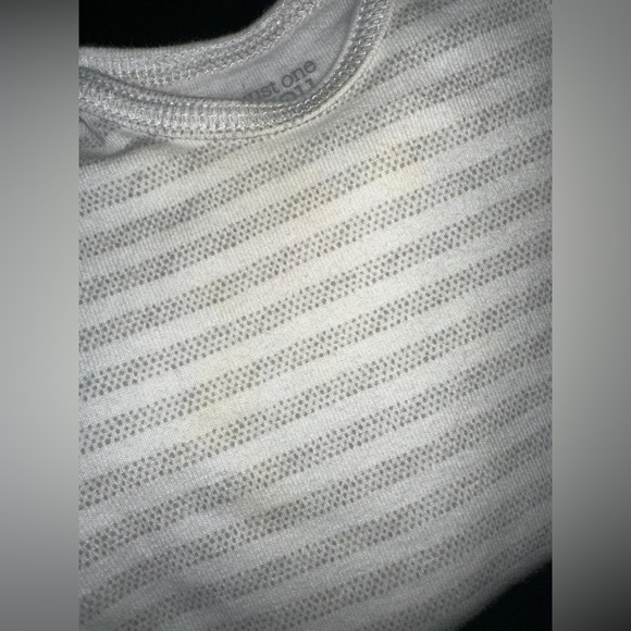 Assorted Baby Onesies Set - 12 pieces - Picture 7 of 10